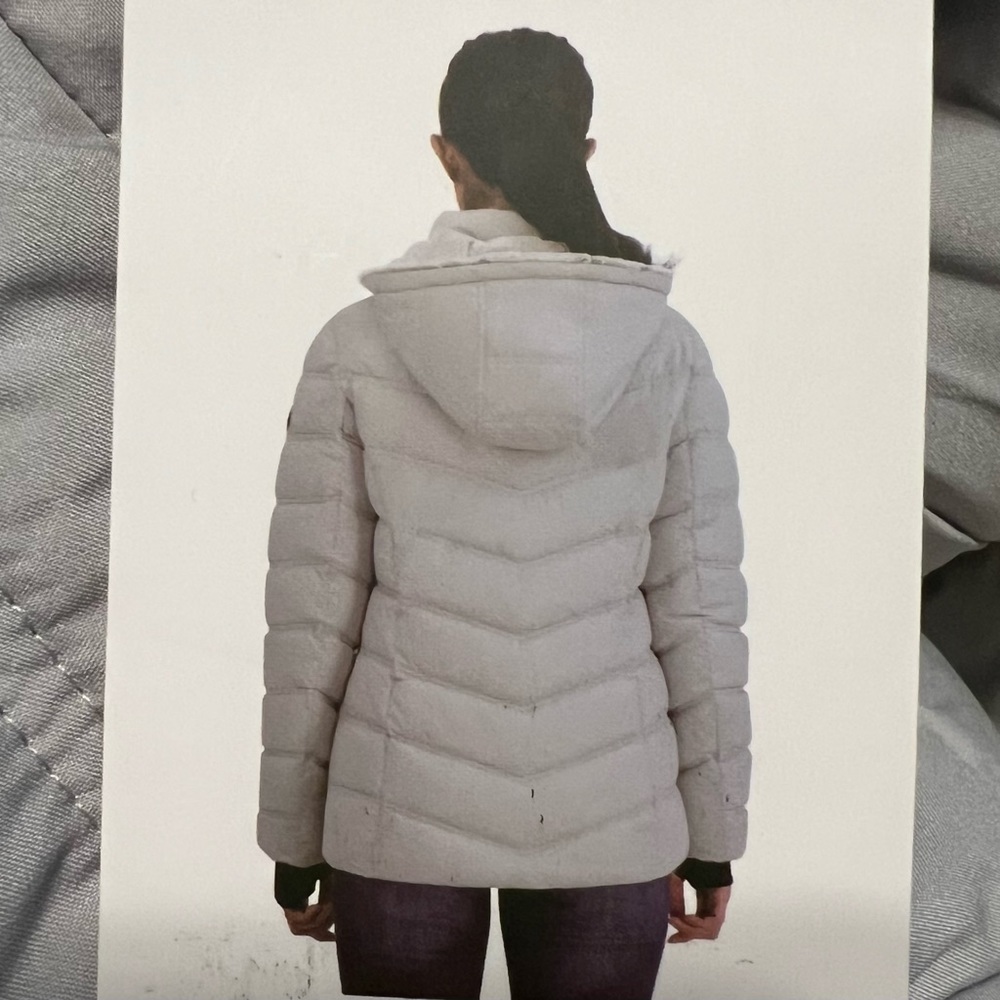 NWT Nautica Ladies’ Stretch Puffer Hooded Jacket, S - Picture 5 of 6